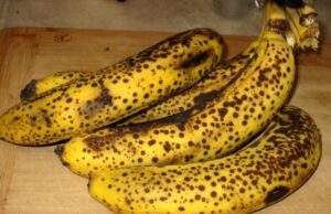 If you see Banana with black spots, these are secrets you must know banana with black spots