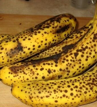 If you see Banana with black spots, these are secrets you must know banana with black spots
