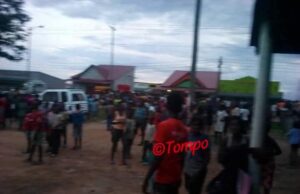 Man runs mad after meeting cheating wife’s boyfriend