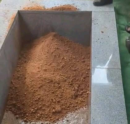 What happened to chivayo grave to prevent thiefs from stealing Golden coffin